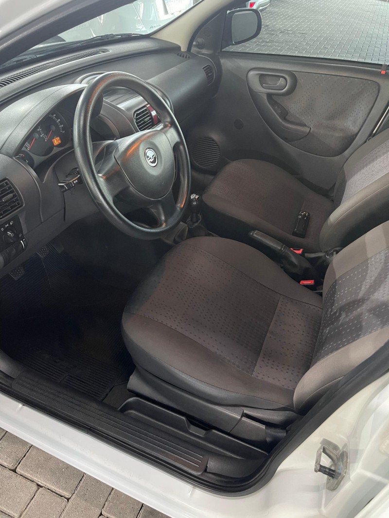 CORSA 1.4 MPFI MAXX 8V FLEX 4P MANUAL - 2011 - CAXIAS DO SUL