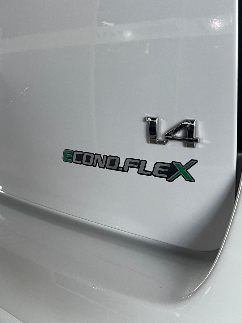 CORSA 1.4 MPFI MAXX 8V FLEX 4P MANUAL - 2011 - CAXIAS DO SUL