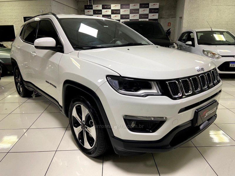 COMPASS 2.0 16V FLEX LONGITUDE AUTOMÁTICO - 2018 - ESTâNCIA VELHA