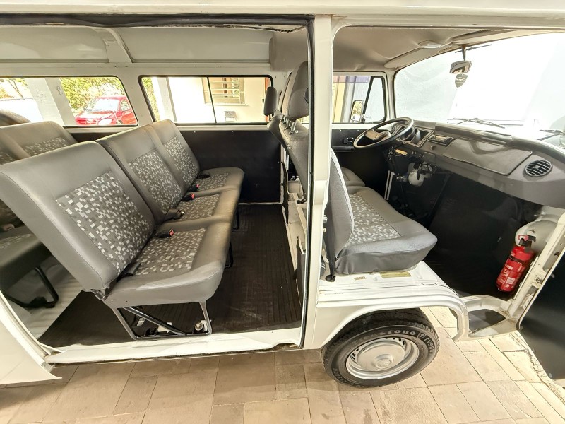 KOMBI 1.4 MI STD 8V FLEX 3P MANUAL - 2014 - FARROUPILHA