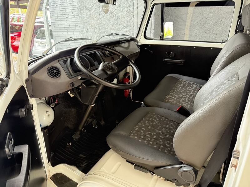 KOMBI 1.4 MI STD 8V FLEX 3P MANUAL - 2014 - FARROUPILHA