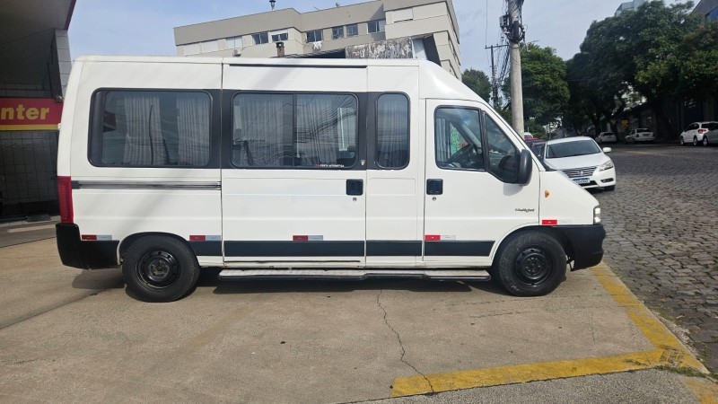 DUCATO 2.3 MINIBUS 16 LUGARES TETO ALTO 16V TURBO INTERCOOLER DIESEL MANUAL - 2013 - CAXIAS DO SUL