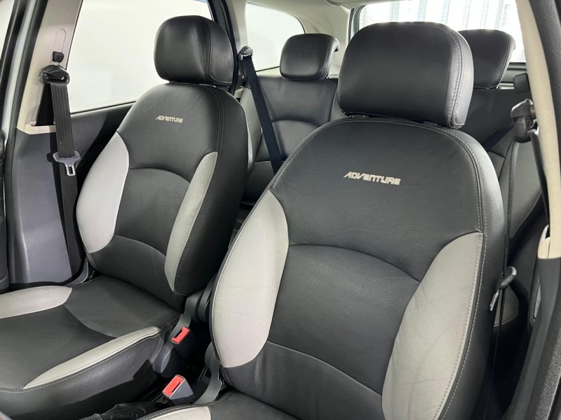 PALIO 1.8 MPI ADVENTURE WEEKEND 16V FLEX 4P MANUAL - 2013 - FARROUPILHA