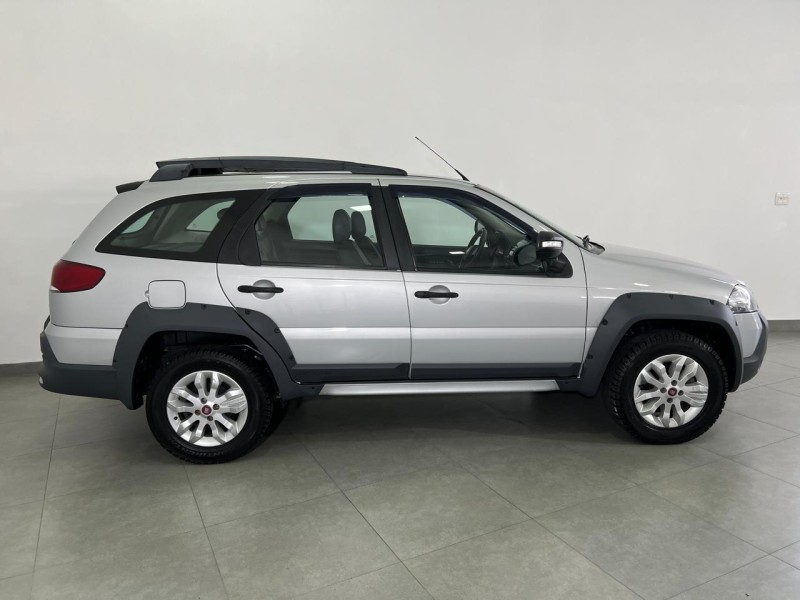 PALIO 1.8 MPI ADVENTURE WEEKEND 16V FLEX 4P MANUAL - 2013 - FARROUPILHA