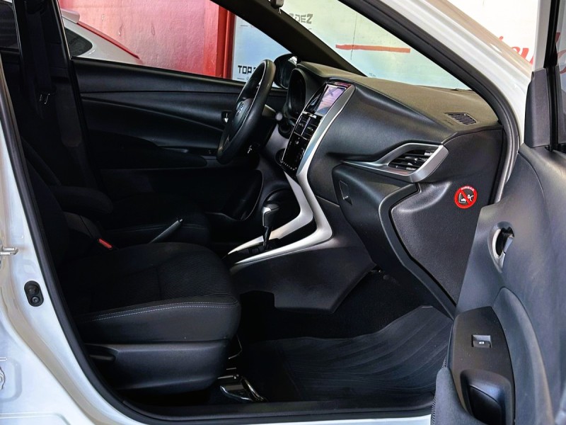 YARIS 1.5 XL PLUS CONNECT 16V FLEX 4P AUTOMÁTICO - 2020 - SãO SEBASTIãO DO CAí