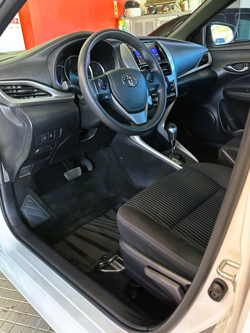 YARIS 1.5 XL PLUS CONNECT 16V FLEX 4P AUTOMÁTICO - 2020 - SãO SEBASTIãO DO CAí