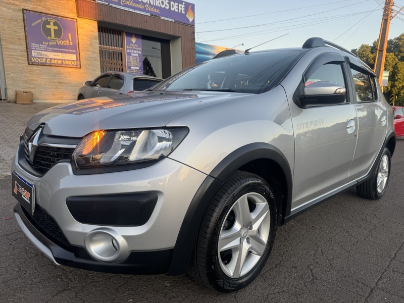 sandero 1.6 stepway 8v flex 4p manual 2017 dois irmaos