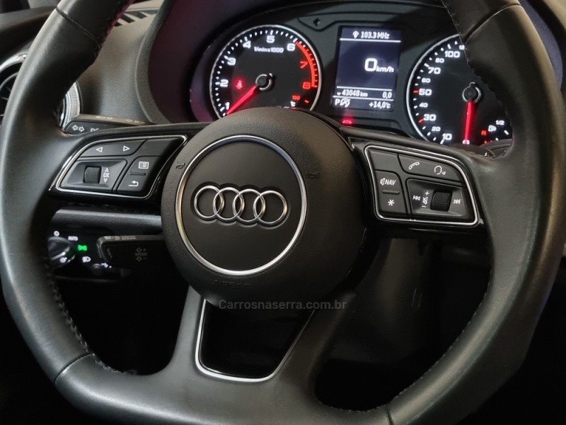 A3 1.4 TFSI SEDAN PRESTIGE PLUS 25 ANOS FLEX 4P AUTOMÁTICO - 2019 - CAXIAS DO SUL
