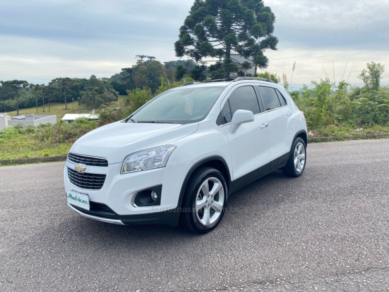 tracker 1.8 mpfi ltz 4x2 16v flex 4p automatico 2015 flores da cunha