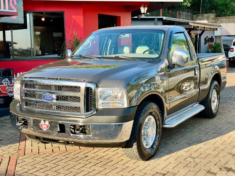 F-250 4.2 XLT 4X2 CS TURBO DIESEL 2P MANUAL - 2002 - TEUTôNIA