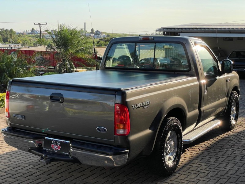 F-250 4.2 XLT 4X2 CS TURBO DIESEL 2P MANUAL - 2002 - TEUTôNIA
