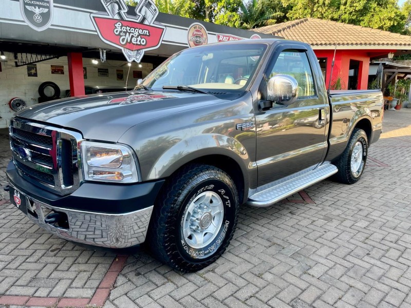 F-250 4.2 XLT 4X2 CS TURBO DIESEL 2P MANUAL - 2002 - TEUTôNIA