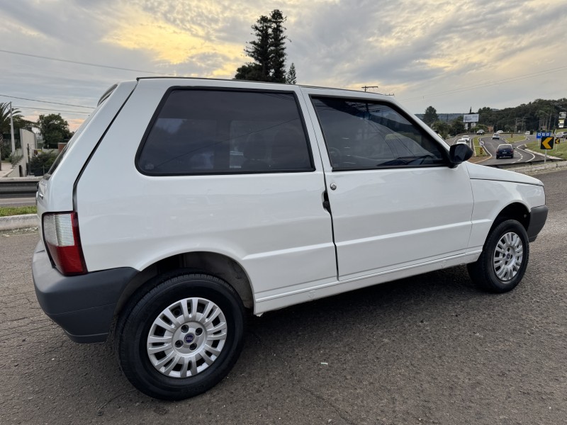 UNO 1.0 MPI MILLE FIRE 8V FLEX 2P MANUAL - 2006 - DOIS IRMãOS