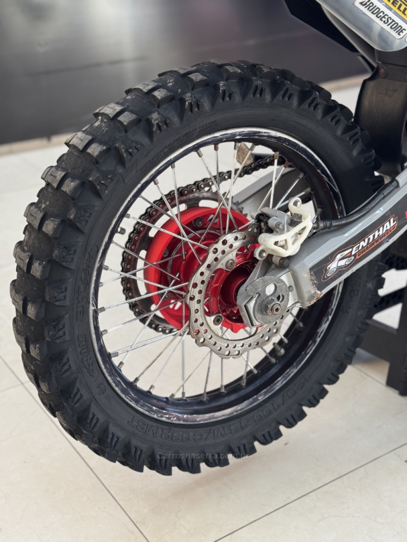 CRF 250F  - 2019 - FARROUPILHA