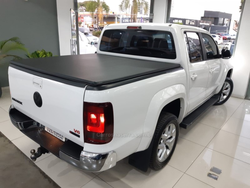 AMAROK 3.0 V6 TDI HIGHLINE CD DIESEL 4MOTION AUTOMÁTICO - 2019 - SãO LEOPOLDO