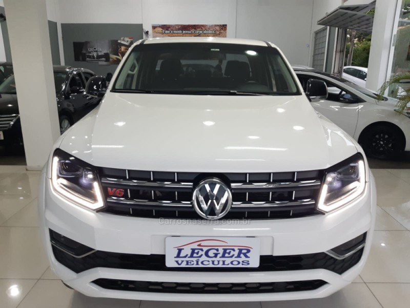 AMAROK 3.0 V6 TDI HIGHLINE CD DIESEL 4MOTION AUTOMÁTICO - 2019 - SãO LEOPOLDO