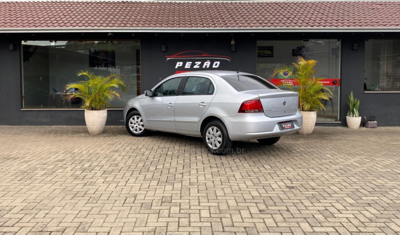 VOYAGE 1.0 MI CITY 8V FLEX 4P MANUAL - 2013 - PAROBé