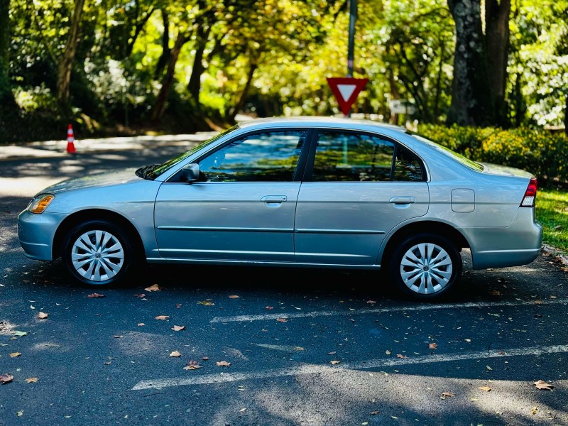 CIVIC 1.7 LX 16V GASOLINA 4P MANUAL - 2003 - DOIS IRMãOS