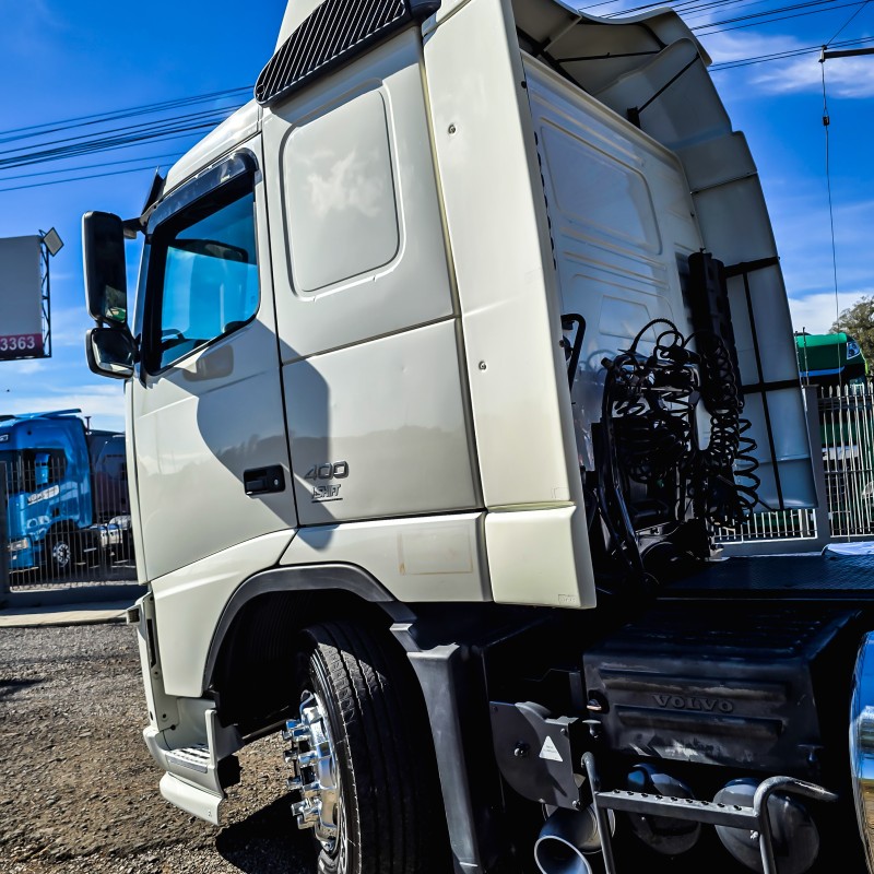 FH 400 4X2 - 2010 - GARIBALDI