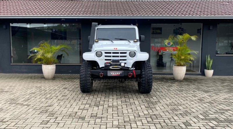 T4 2.8 TETO RÍGIDO 12V TURBO INTERCOOLER DIESEL 2P MANUAL - 2005 - PAROBé