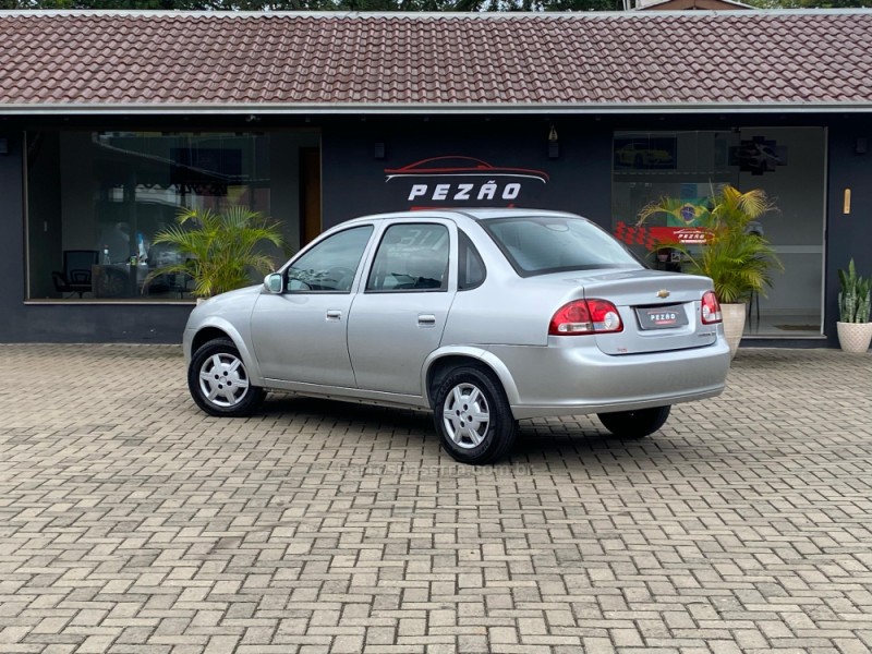 CLASSIC 1.0 MPFI LS 8V FLEX 4P MANUAL - 2016 - PAROBé
