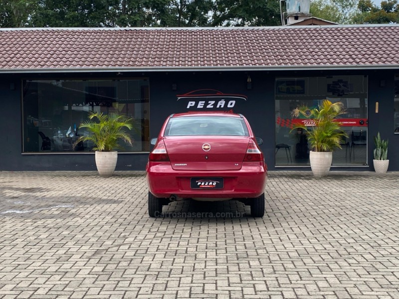PRISMA 1.4 MPFI JOY 8V FLEX 4P MANUAL - 2007 - PAROBé