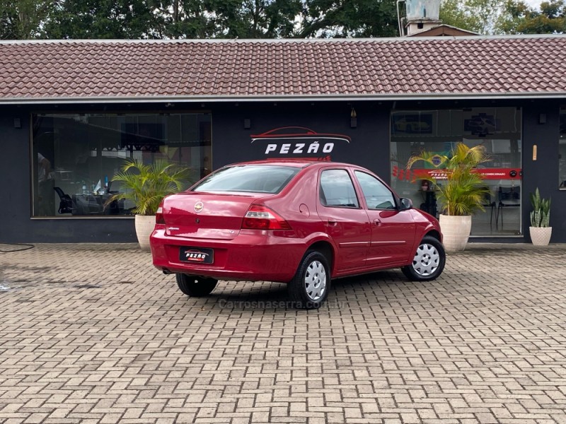 PRISMA 1.4 MPFI JOY 8V FLEX 4P MANUAL - 2007 - PAROBé
