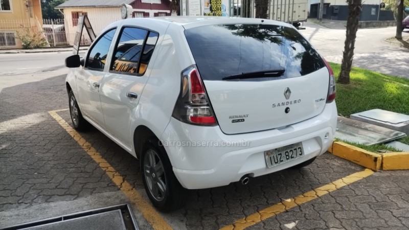 SANDERO  - 2014 - CAXIAS DO SUL