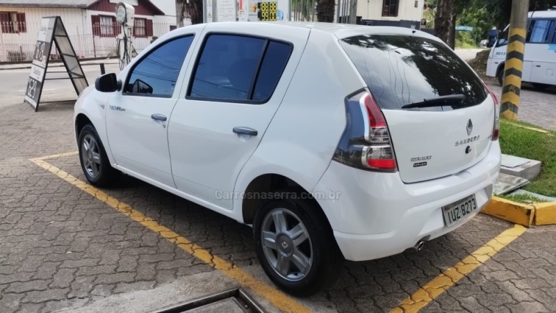 SANDERO  - 2014 - CAXIAS DO SUL