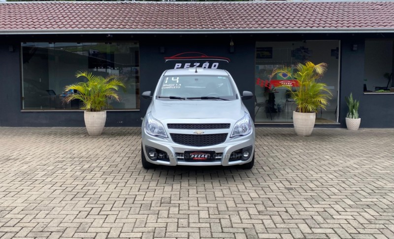 MONTANA 1.4 MPFI LS CS 8V FLEX 2P MANUAL - 2014 - PAROBé