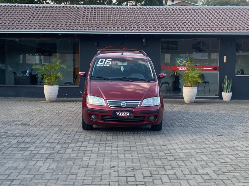 IDEA 1.4 MPI ELX 8V FLEX 4P MANUAL - 2006 - PAROBé
