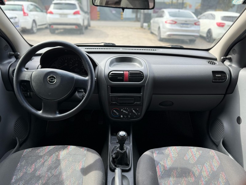 CORSA 1.8 MPFI MAXX 8V FLEX 4P MANUAL - 2005 - CAXIAS DO SUL