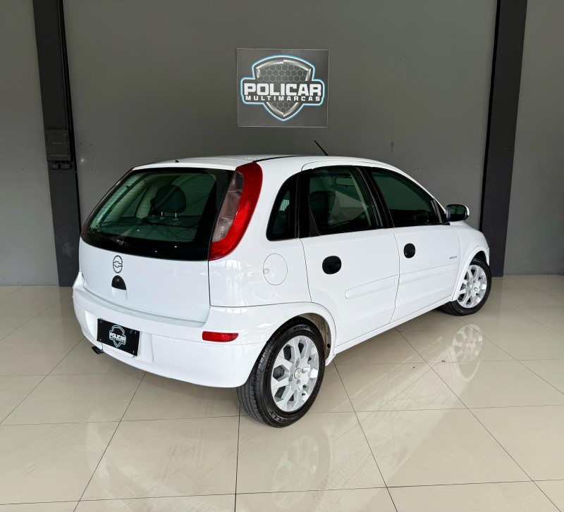 CORSA 1.8 MPFI MAXX 8V FLEX 4P MANUAL - 2005 - CAXIAS DO SUL