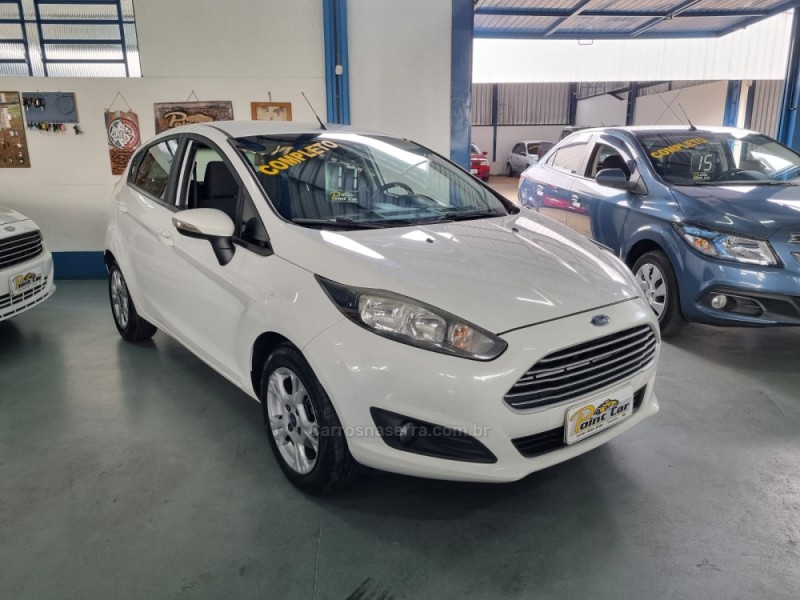 fiesta 1.6 sel hatch 16v flex 4p manual 2017 vacaria