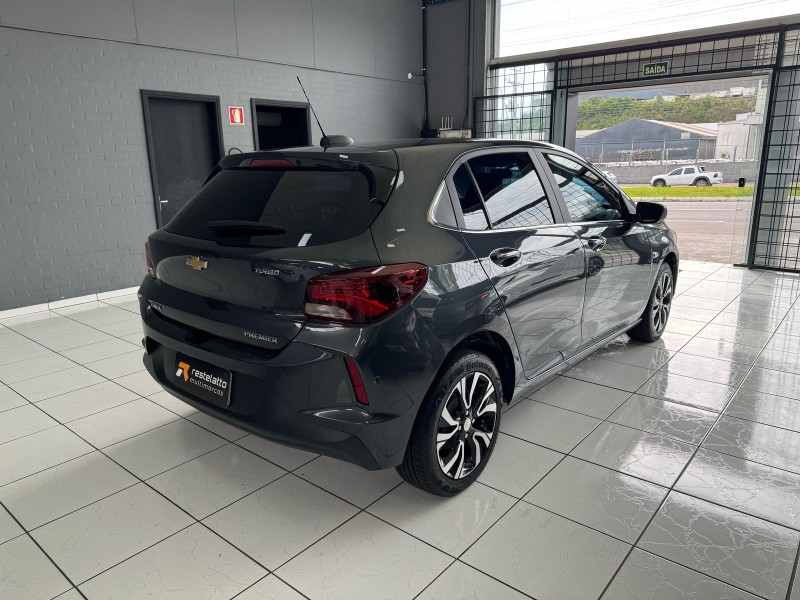 ONIX 1.0 PREMIER II 12V TURBO FLEX 4P AUTOMÁTICO - 2024 - CAXIAS DO SUL