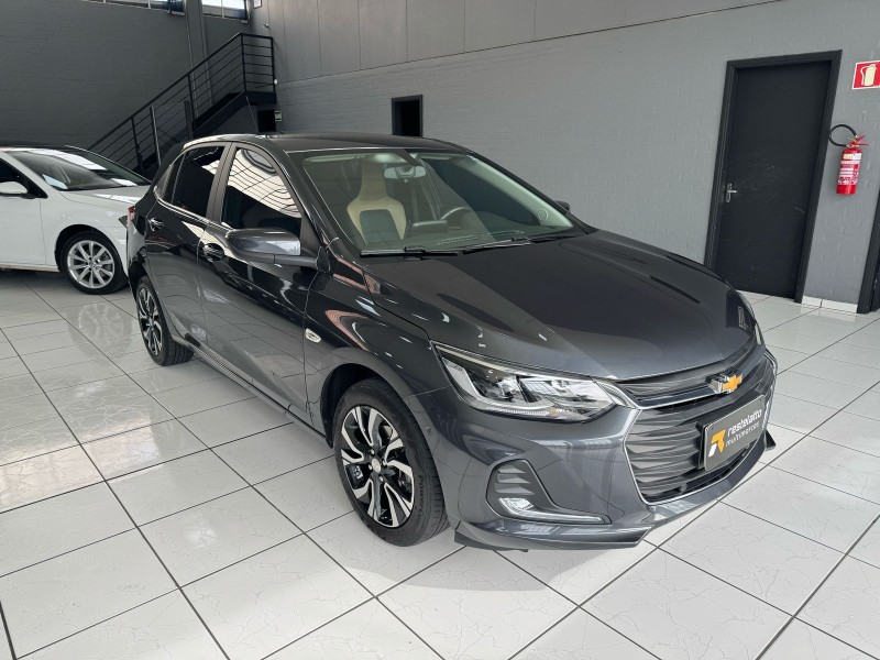 ONIX 1.0 PREMIER II 12V TURBO FLEX 4P AUTOMÁTICO - 2024 - CAXIAS DO SUL