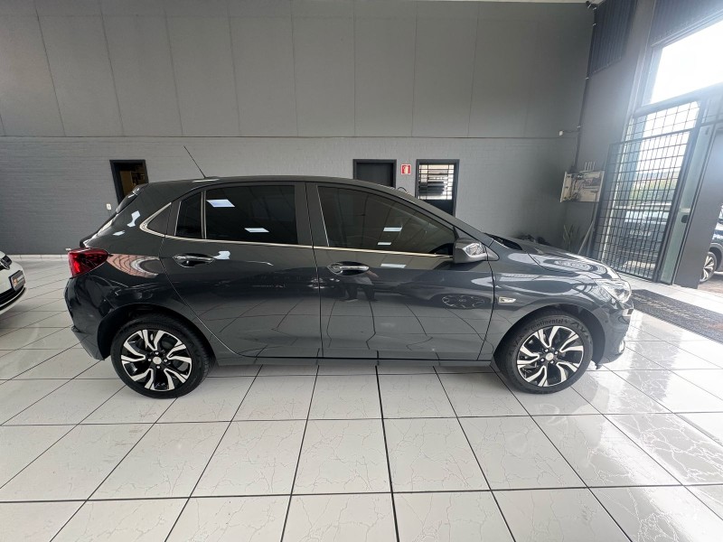 ONIX 1.0 PREMIER II 12V TURBO FLEX 4P AUTOMÁTICO - 2024 - CAXIAS DO SUL