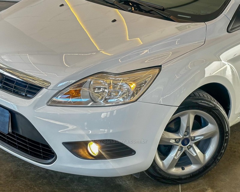 FOCUS 1.6 SE PLUS 16V FLEX 4P MANUAL - 2013 - GARIBALDI