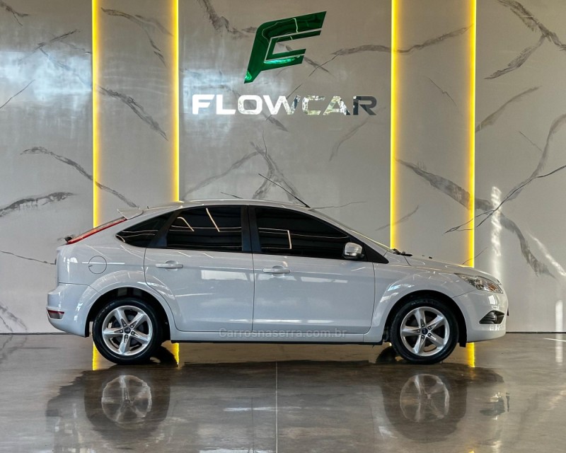FOCUS 1.6 SE PLUS 16V FLEX 4P MANUAL - 2013 - GARIBALDI