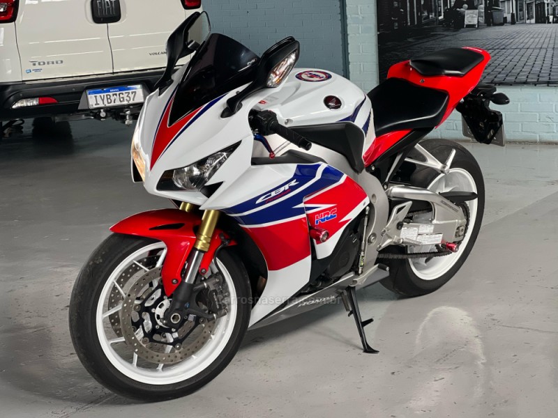 cbr 1000rr fireblade 2013 caxias do sul