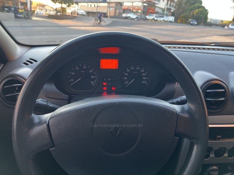 LOGAN 1.0 EXPRESSION 16V FLEX 4P MANUAL - 2009 - CAXIAS DO SUL