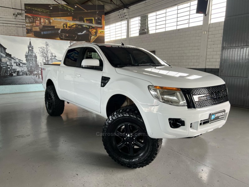 RANGER 2.2 XL 4X4 CD 16V DIESEL 4P MANUAL - 2015 - CAXIAS DO SUL