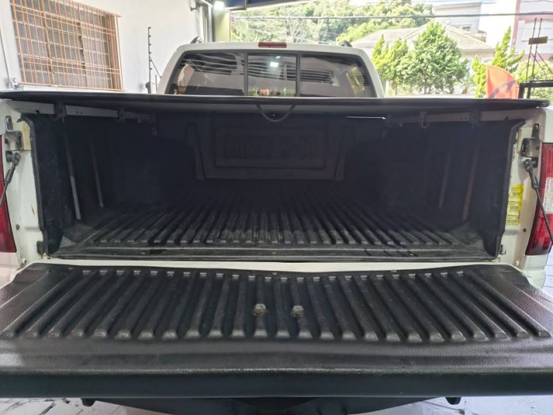 S10 2.8 EXECUTIVE 4X4 CD 12V TURBO ELECTRONIC INTERCOOLER DIESEL 4P MANUAL - 2006 - CAXIAS DO SUL