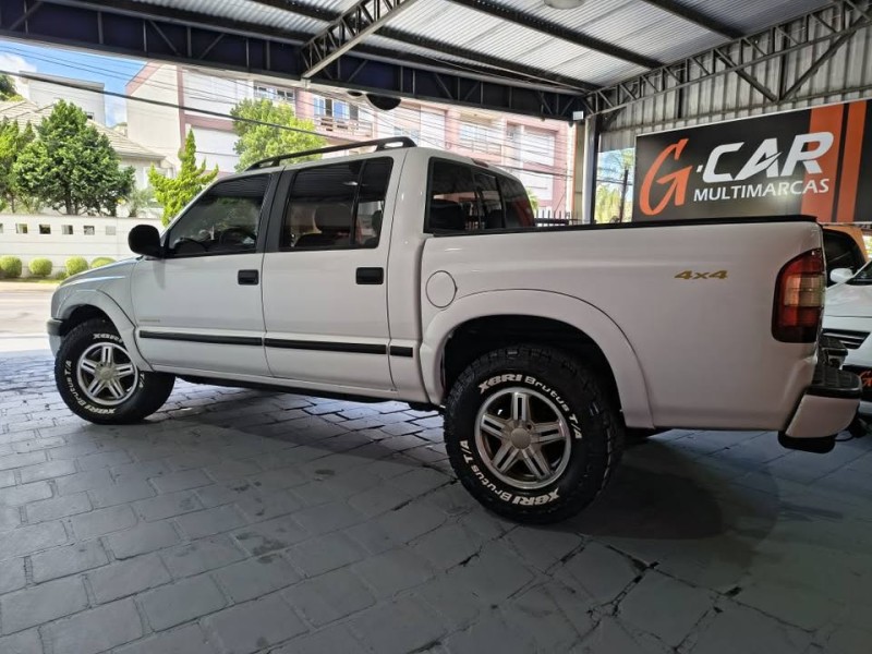 S10 2.8 EXECUTIVE 4X4 CD 12V TURBO ELECTRONIC INTERCOOLER DIESEL 4P MANUAL - 2006 - CAXIAS DO SUL