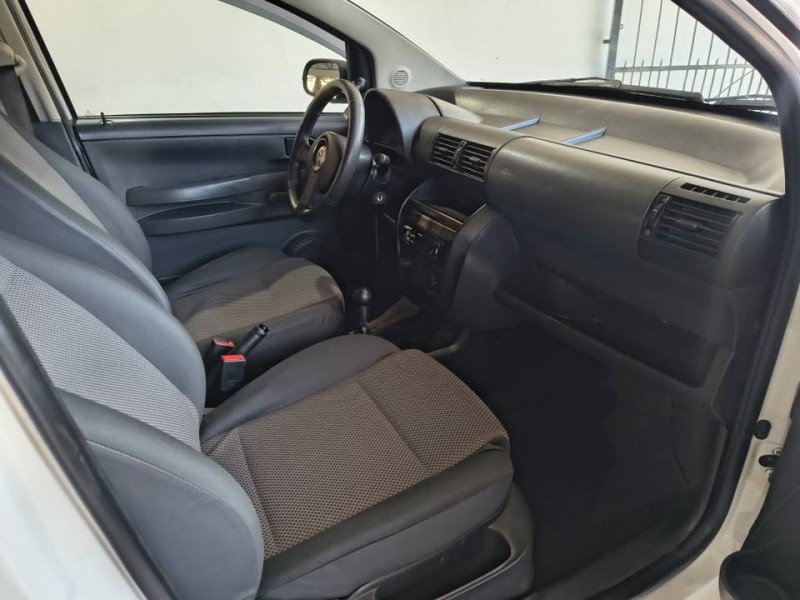 FOX 1.0 MI 8V FLEX 4P MANUAL - 2005 - CAXIAS DO SUL