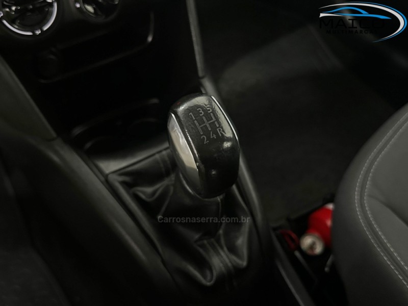 208 1.5 ACTIVE 8V FLEX 4P MANUAL - 2014 - NOVO HAMBURGO