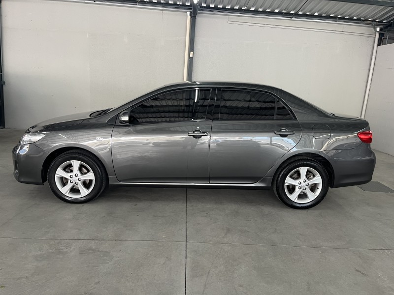 COROLLA 2.0 XEI 16V FLEX 4P AUTOMÁTICO - 2013 - CAXIAS DO SUL