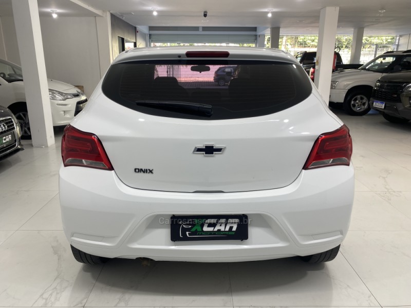 ONIX 1.0 JOY BLACK 8V FLEX 4P MANUAL - 2021 - BENTO GONçALVES