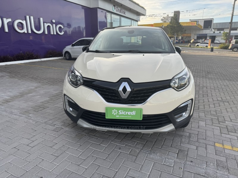CAPTUR 1.6 16V INTENSE BOSE FLEX 4P AUTOMÁTICO - 2020 - VERANóPOLIS