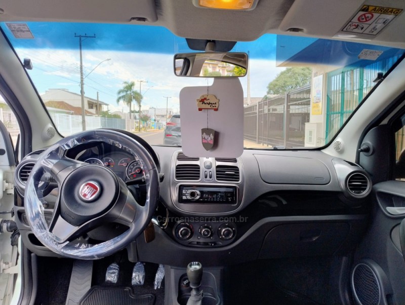 PALIO 1.0 MPI ATTRACTIVE 8V FLEX 4P MANUAL - 2017 - VACARIA